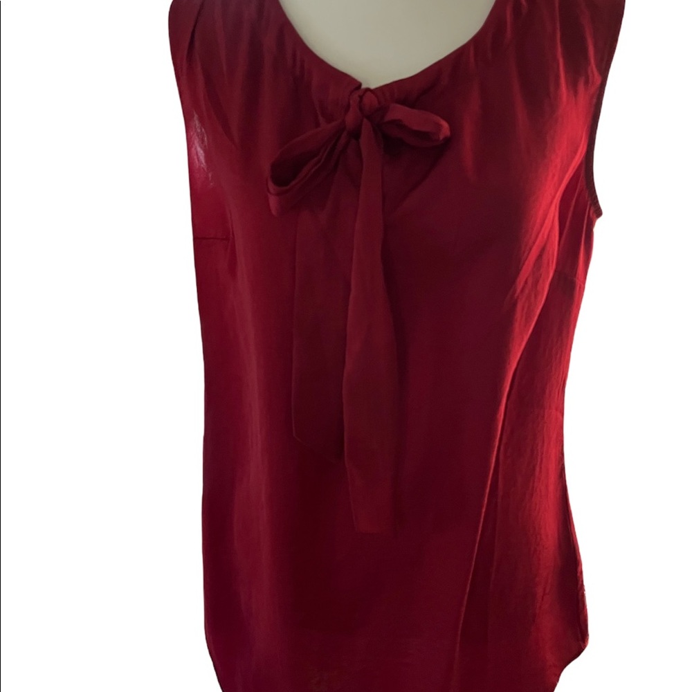 Cabi burgundy red sleeveless tie-front blouse